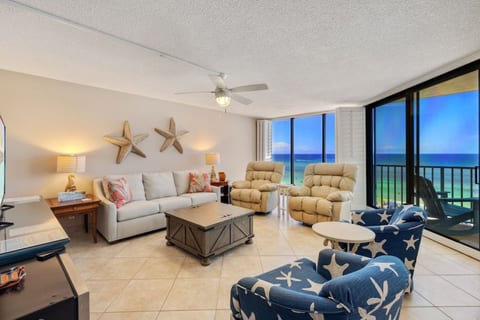 Gulf-View Balcony at Edgewater Resort