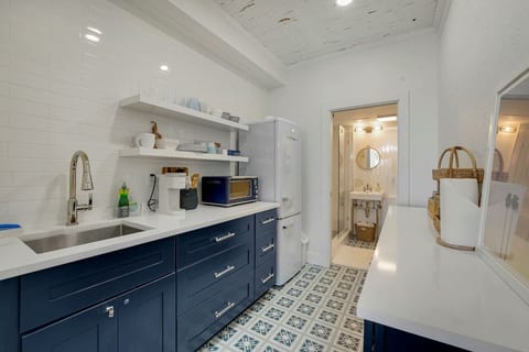 Kitchenette