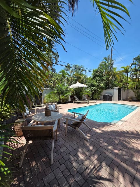 Tropical Oasis with Private Pool