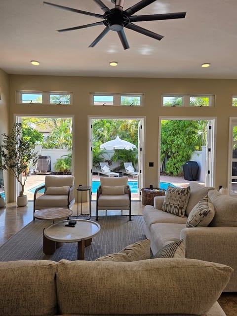 Spacious Living Room with Pool View