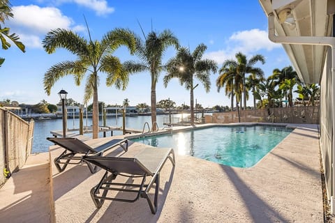 Angel's Waterfront Home Fishing Dock Heated Pool image 1
