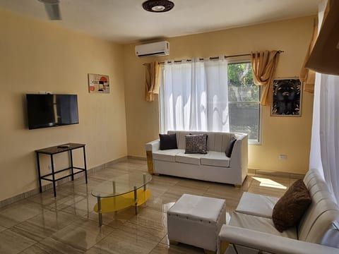 Millenium 4 bedroom Private Escape