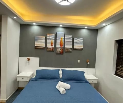 Queen Bed