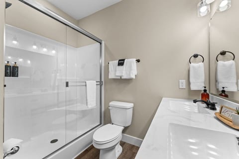 Upstairs bathroom