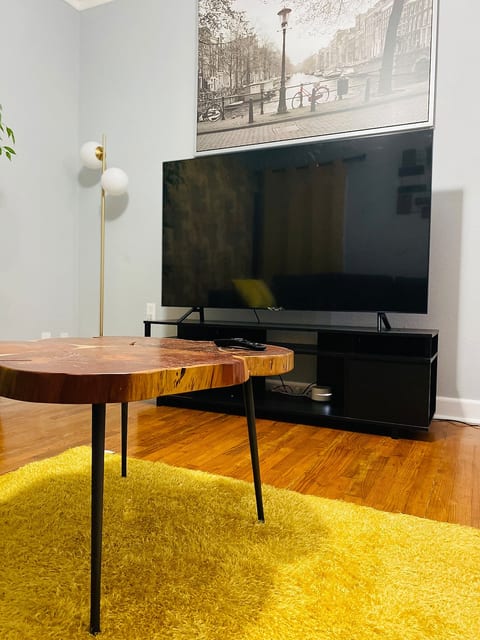 2 BR Flat In Quiet Neighborhood image 4