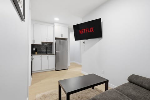 Bright & Spacious 2-Bedroom