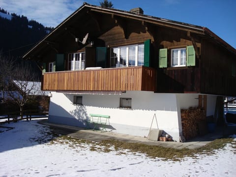 Chutzli Appartement/Fewo, Dusche oder Bad, WC, 2 Schlafräume 4-Bett-Wohnung