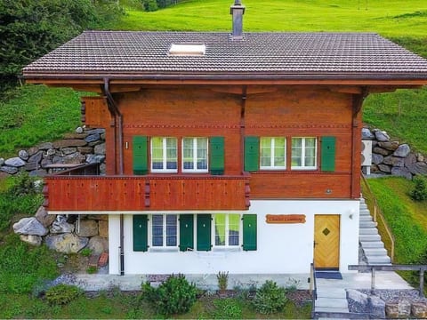 Lemberg Ferienhaus, Dusche und Bad, WC, 3 Schlafräume 6-Bett-Ferienhaus