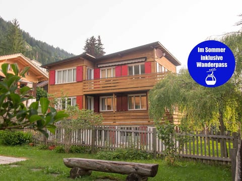 Chalet Azeno OG Appartement/Fewo, Dusche und Badewanne, 2 Schlafräume