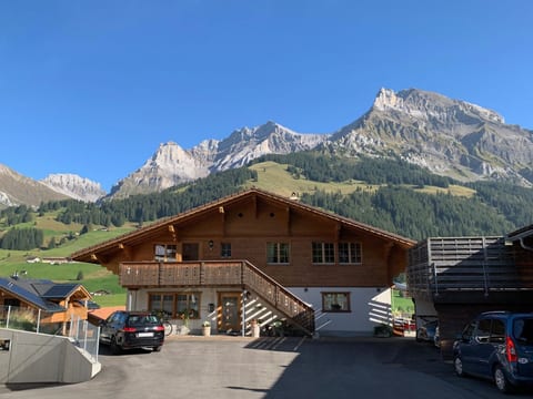 Uf dr Fuhre Appartement/Fewo, Dusche, WC, 1 Schlafraum 2-Zimmerwohnung
