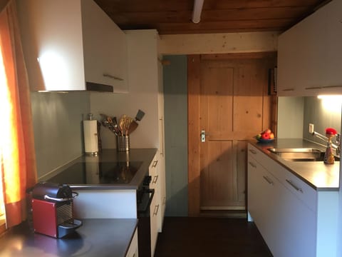 Sunnebühl Appartement/Fewo, Bad, WC, 3 Schlafräume Ferienhaus 5.5-Zimmerwohnung