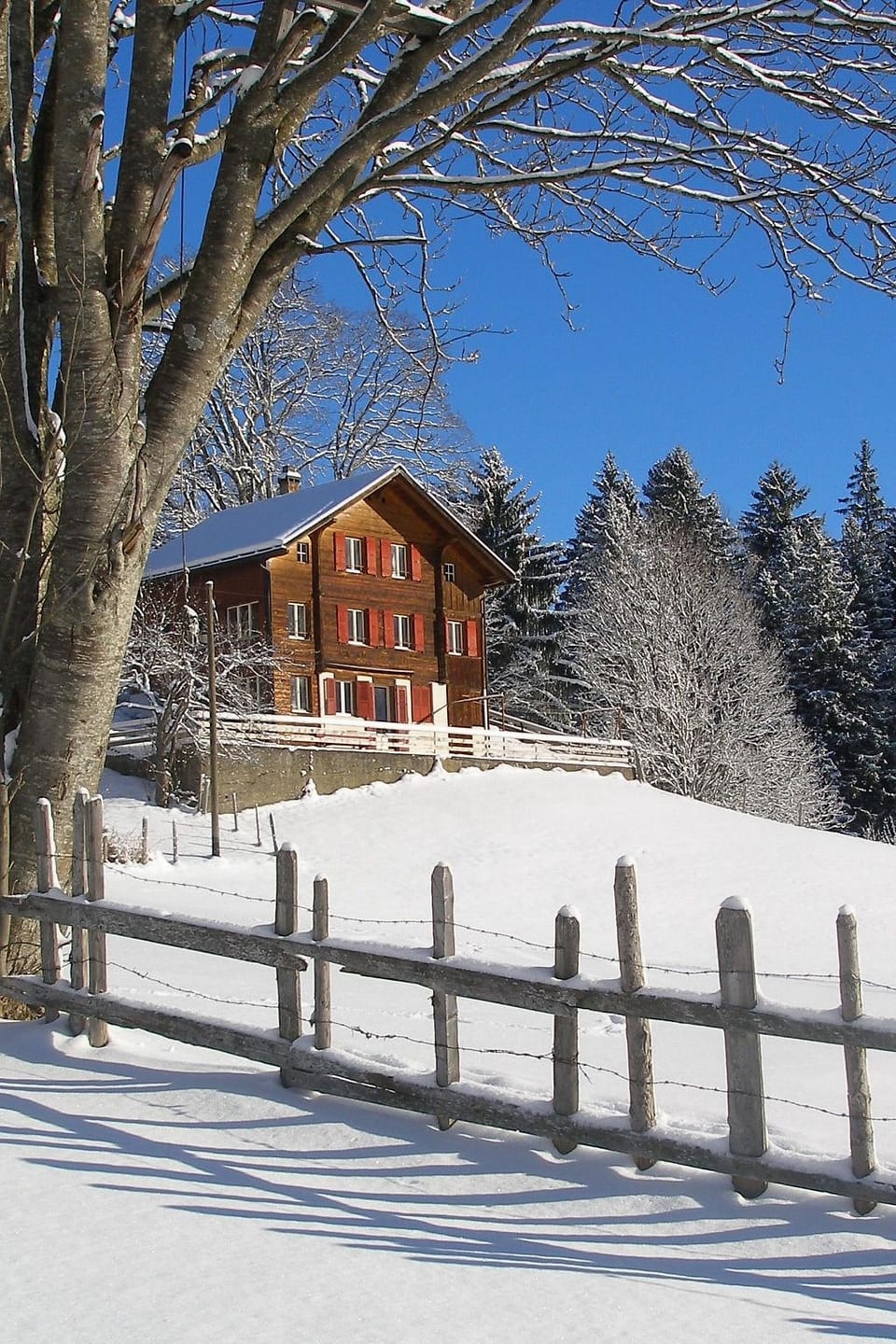 Sunnebühl Appartement/Fewo, Bad, WC, 3 Schlafräume Ferienhaus 5.5-Zimmerwohnung - Adelboden