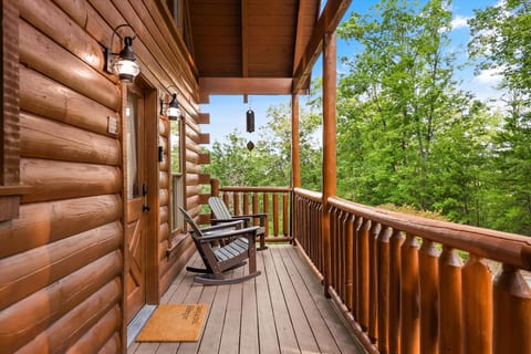 Summit Creek Lodge