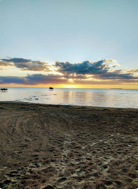 Only a few steps away from the family beach