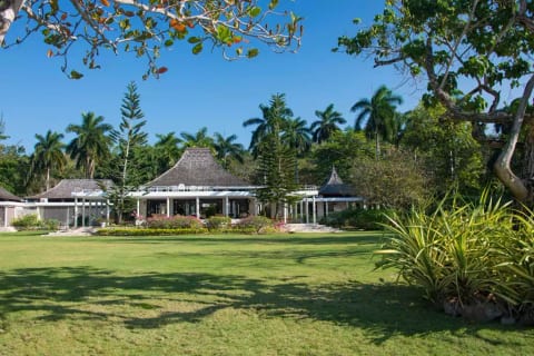 Noble House - Beach Front