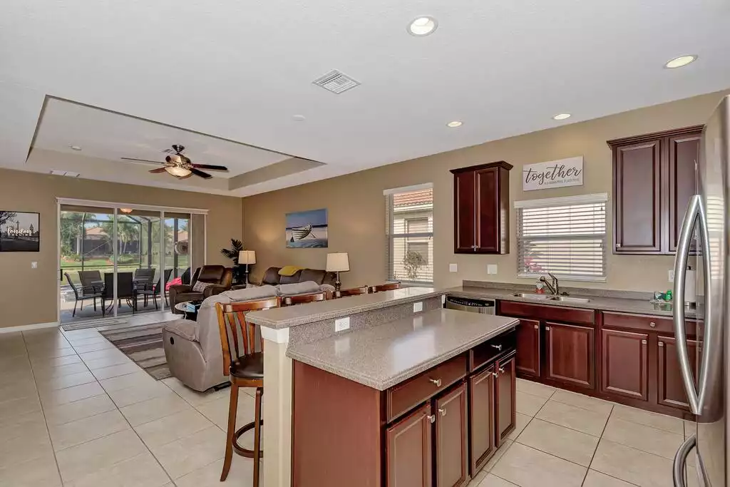 waterfront-pool-home-w-golf-membership-near-beach/