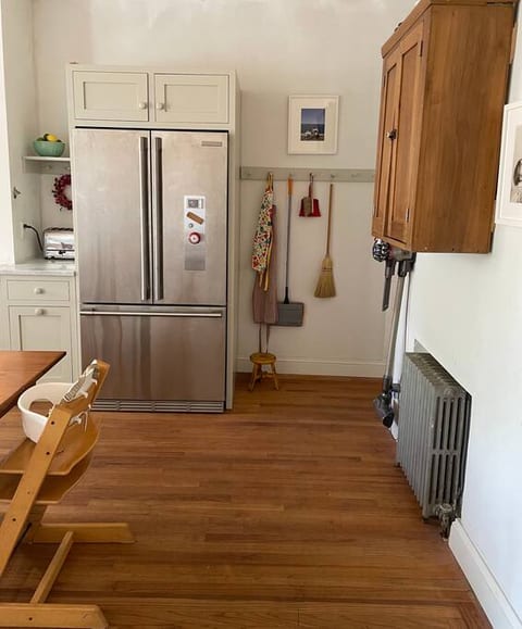 1940s Brooklyn Town Cottage