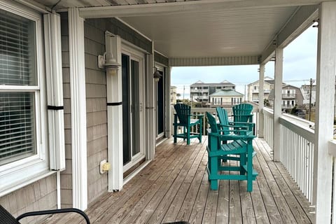 Relaxation awaits at Crabby Chuck’s beach house!