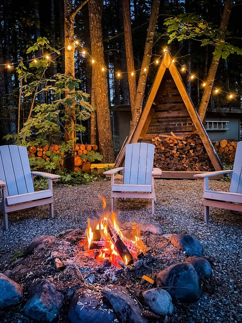 Grab the provided roasting forks and complimentary s'more goodies and enjoy an evening by the fire. One bundle of wood is provided per stay.