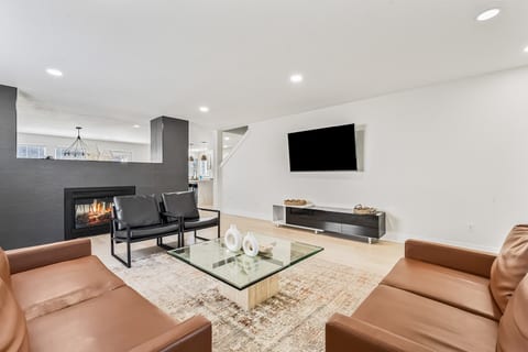 5 Bedroom house in prime location by the village