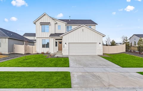 Luxury 5BR Retreat • Hot Tub • Game Room • EV