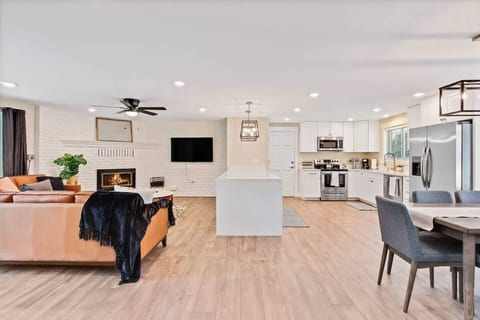 Stunning Golf Course Retreat 4BR Home