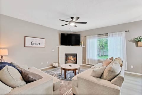 Spacious 4BR Meridian Home – Near Dining & Parks