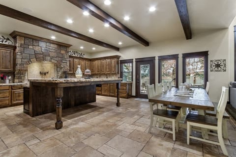 Entertainment Castle With Theatre Room!