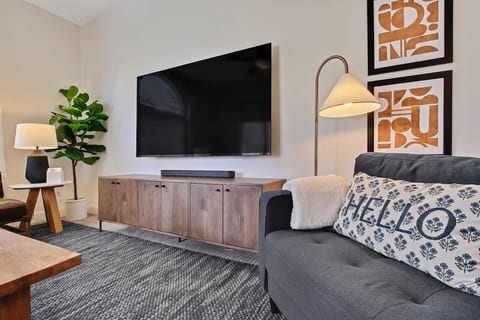 Stylish 3BR/2BA Home near Park