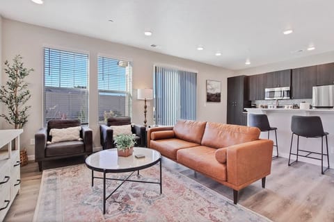 Stylish 2 bedroom townhome