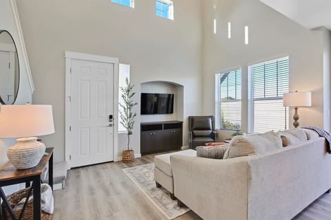 Trendy 3 bedroom townhome