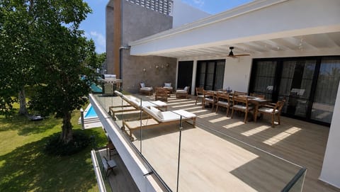 Coral Juliette| •Luxury PH in Cocotal • Pool • BBQ image 2