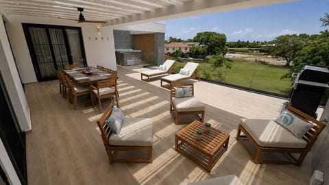 Coral Juliette| •Luxury PH in Cocotal • Pool • BBQ image 4