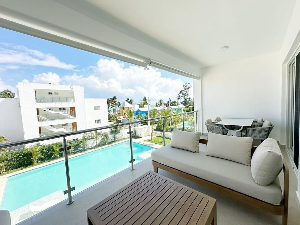 Modern Apartment: Steps to Beach & Pool image 1