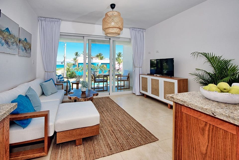 A2-1 Watch the Waves from Your Balcony Retreat image 1