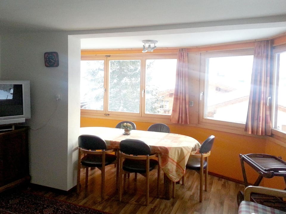 Gollrad 2 Appartement/Fewo, Dusche, WC, 8-Bettwohnung 7-Bettwohnung/2-Zi-Whg. - Arosa