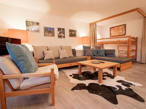 Rothornblick 41 by Arosa Holiday Appartement/Fewo, Dusche oder Bad, WC, 6-Bettwo