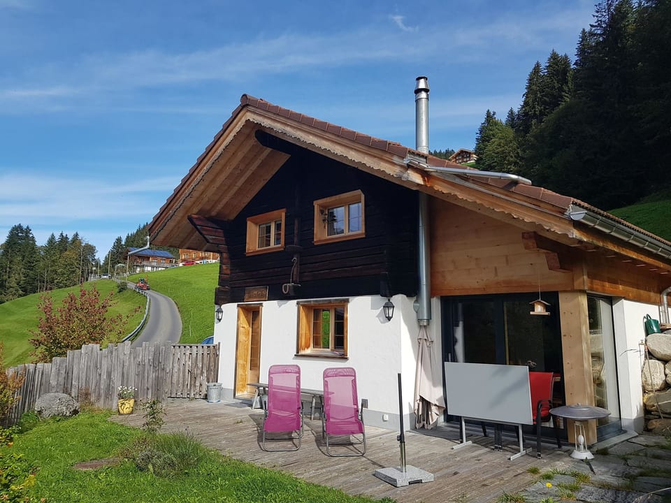 Chalet Giisställi Ferienhaus, Dusche, WC Ferienhaus - Adelboden