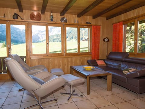 Chalet Falki Appartement/Fewo, Bad, WC, 3 Schlafräume 3.5-Zimmerwohnung + Studio
