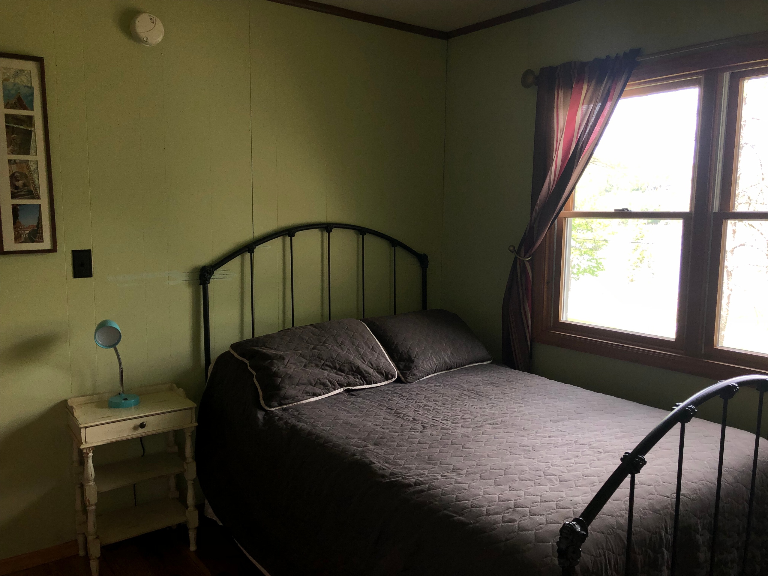 Side Bedroom