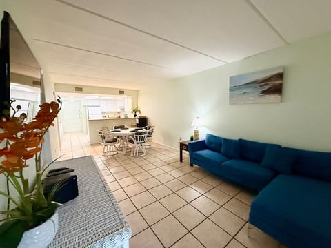 Parklane Sea Breeze