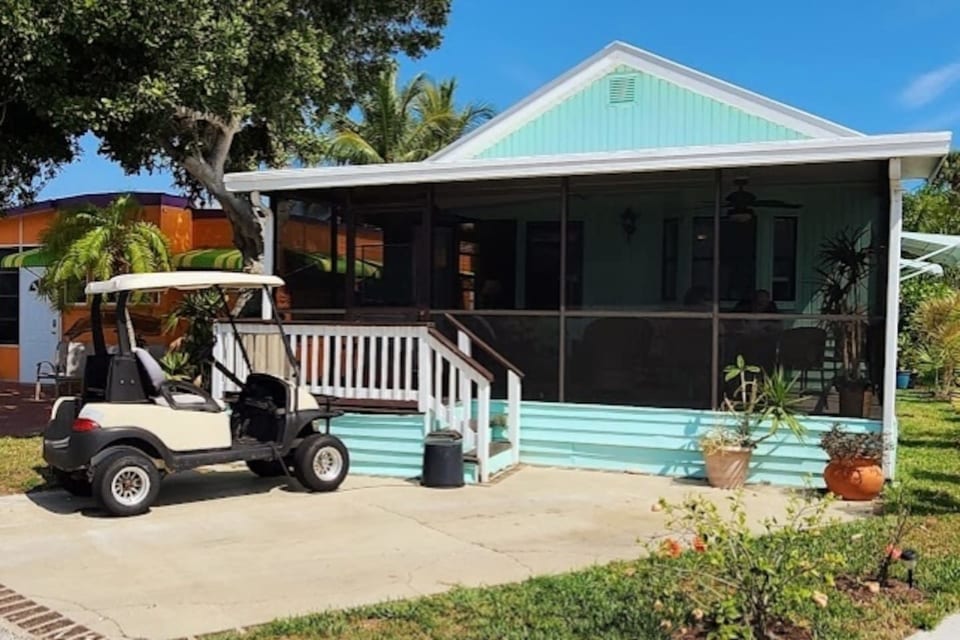Breezy Cottage - Jensen Beach