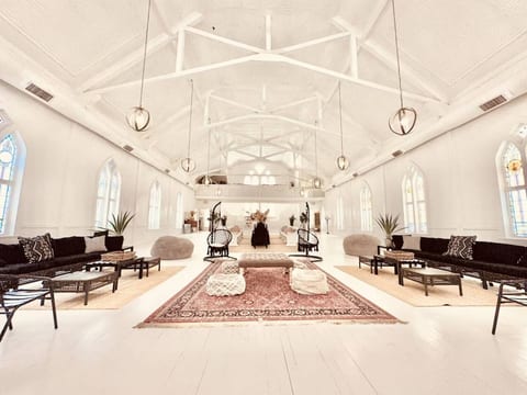 White Bohemian, Games, Hot Tub Events sleeps 34