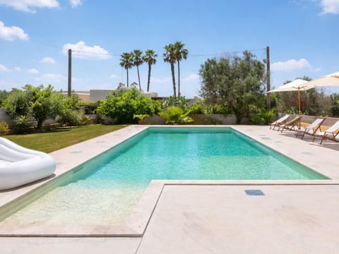 Pool Indoor