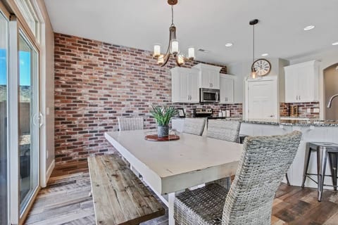 Elegant Oasis Home in Hurricane with Private Pool