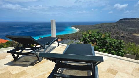 Where time slows down and the views of sea & salt take over. Pure relaxation...