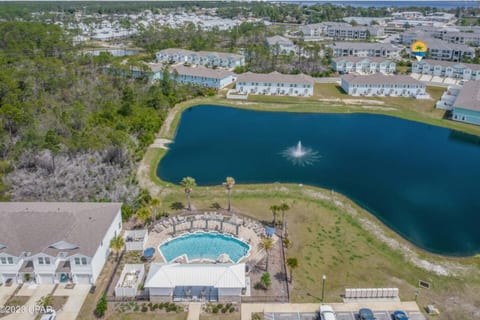 Late Summer Sale! Resort Pool, Yard, BBQ @ PCB
