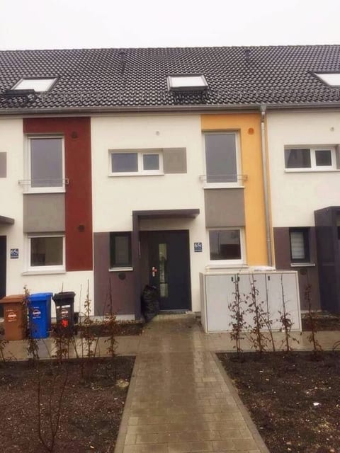 Munich Townhouse, Parking, 4 Bedrooms, 10 Guests
