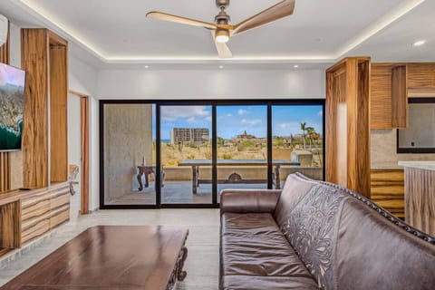 Penthouse Suite | Close to beach | Pool | Hot Tub