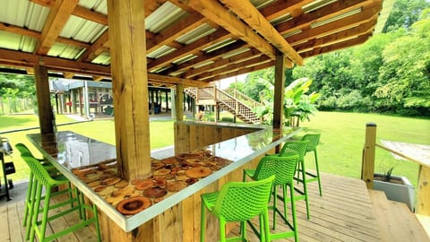 Barbeque Hut